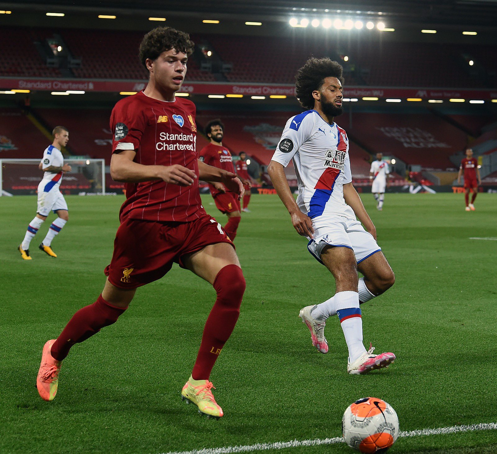 نقطتين تفصل ليفربول عن لقب إنتظره لمدة 30 سنة...‎