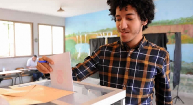 زعماء أحزاب سياسية ممثلة في البرلمان يدعون إلى تعزيز ثقة المواطنين في الإنتخابات المقبلة