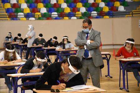 قرأت لكم هل حقا كان موضوع الرياضيات 2020-علوم تجريبية- صعبا واستثنائي