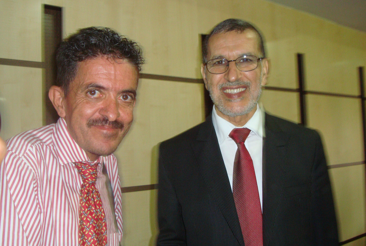 برنامج  عقد بين  الدولة ومجلس جهة فاس مكناس  ينقصه انه لايتوفر على  = شراكة اتفاقية بين الشركاء هدا البرنامج  ومنظومة قطاع الاعلام بجهة فاس مكناس  لتكتمل الابتسامة الكبرى لهدا البرنامج لتحقيق رهانه واشعاعه على ارض الواقع=