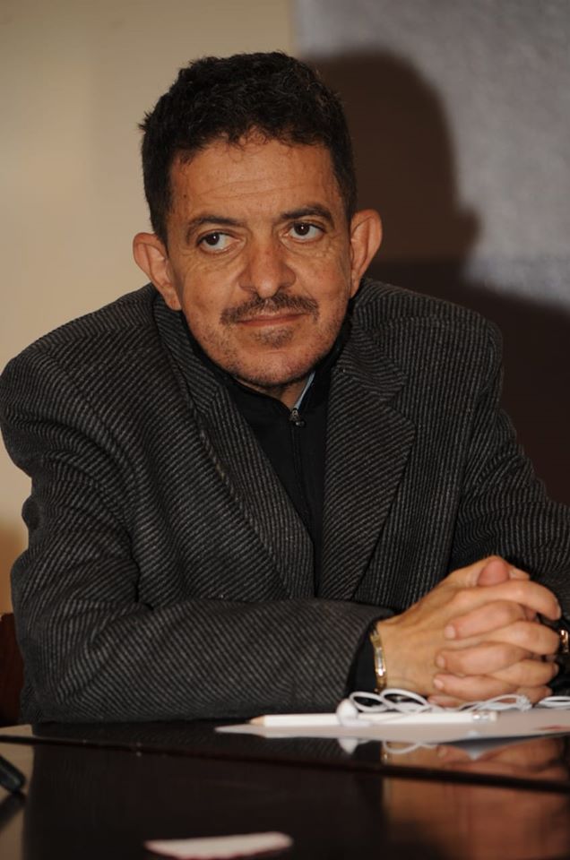 جمعية بوابة فاس  كانت لها بصمتها العملية مشرفة  والتي استضافت  فيها مفكرين واكادميين  وفاعلين اقتصاديين ناقشوا معها  نظرة  رؤية ثمار ما يمكن الاهتمام به  لخدمة  قطاعنا الاقتصادي