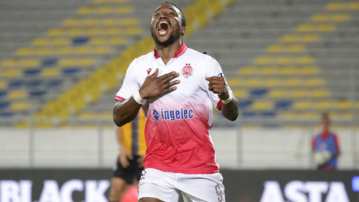 الوداد الرياضي يحقق أول إنتصار له في زمن الكورونا ويستعيد صدارة الدوري المغربي...‎