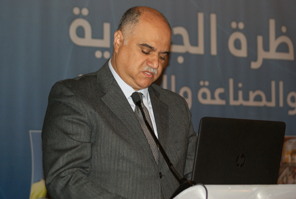 رسالة التماس  من امين  السوق  المرقطان بفاس  الصباغي  ونائبه  نولا الدين الشجاع   وامين التجار السوق  حميد المصباحي  من اجل  ان يساعدهم والي ولاية فاس  سعيد ازنيبر في اعادة فتح  سوق المرقطان بفاس