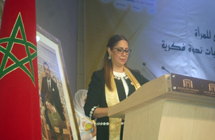 اطلالة على فحوى مضمون  بلاغ اصدرته اسرة مكونات منظمة نساء الحركيات  التي تراسها  =نزهة بوشارب  تجاوبا  مع مضامين  الخطاب الملكي السامي   بمناسبة  الدكرى ثورة الملك والشعب وعيد الشباب المجيد=