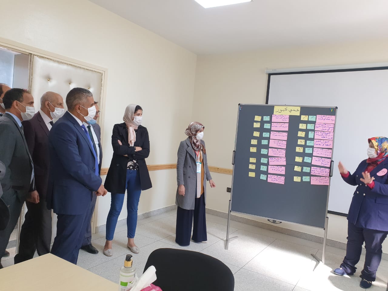 الكاتب العام لعمالة اقليم تاونات يرفع الستار لبدابة خدمات احدى المشاريع الشبابية  =التي ساهمت في خلقها منهجية اجراة البرنامج الثالث احداث فضاء توجيه ومواكبة الشباب على مستوى عمالة تاونات والتي ستبقى مصدر افتخار وتنويه للجيل الشبابي لتاونات =