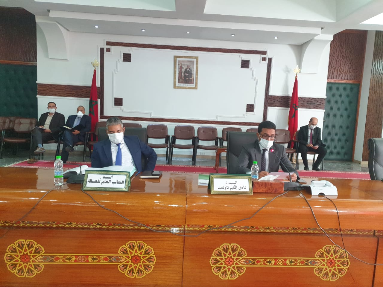 سيدي صالح داحا عامل اقليم تاونات يرسم منهجية عمل  فريدة من نوعها للمساهمة في الاسراع = في تحقيق ثمار نتائج العمل المتواصل  للجنة الاقليمية للتنمية الاقتصادية للاقليم ويعلن عن ميلاد مشروع خدماتي لشباب تاونات في الوجه المشرف  للجيل الشبابي لتاونات=