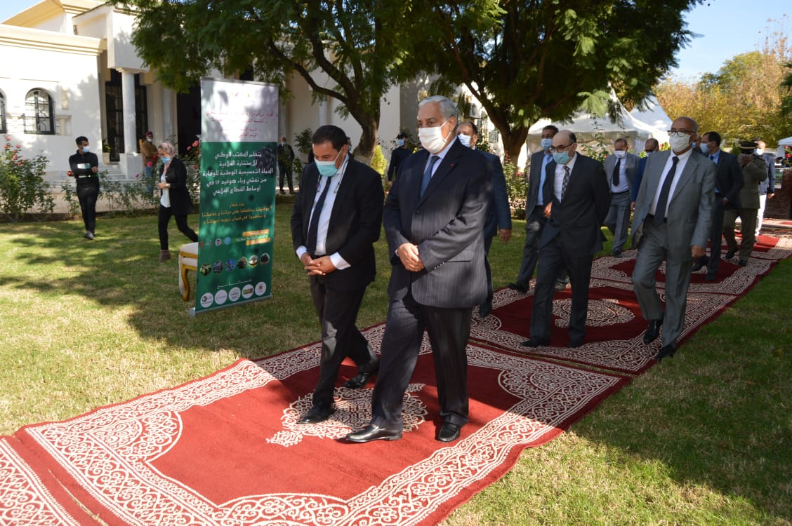 عامل صاحب الجلالة بإقليم مكناس السيد عبدالغني الصبار يعطي انطلاقة الحملة الوطنية  التحسيسية للوقاية من تفشي  وباء كورونا 