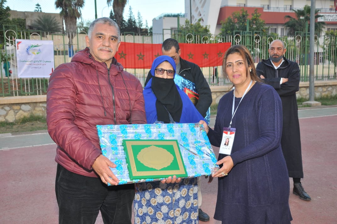 جمعية الأيادي المتضامنة لذوي الاحتياجات الخاصة /فرع مكناس تنظم النسخة الثانية من دوري كرة القدم بشراكة مع :الجمعيات المدنية وتكرم فعاليات اعلامية ورياضية وجمعوية...