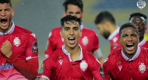 فريق الوداد الرياضي يتفوق على ضيفه الملعب المالي ( 3- 1) ( ذهابا 1-0 ) و يتأهل الى دور المجموعات