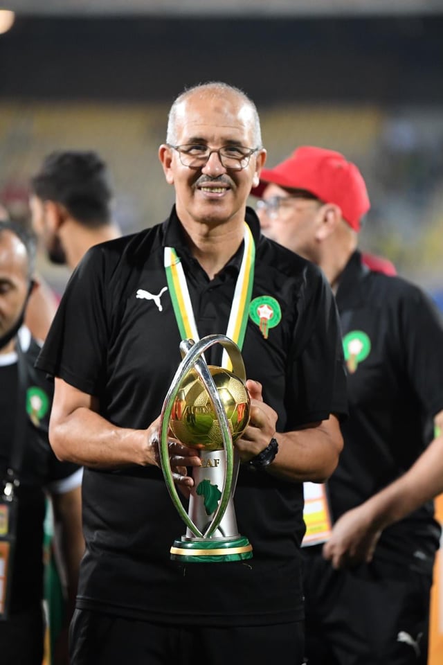 المعد البدني حسن لوداري فخر مدينة مكناس في البطولة الإفريقية  للاعبين المحليين