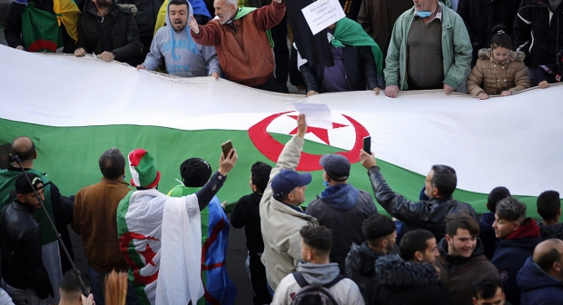 مظاهرة حاشدة بوسط الجزائر إحياء للذكرى الثانية لانطلاق الحراك