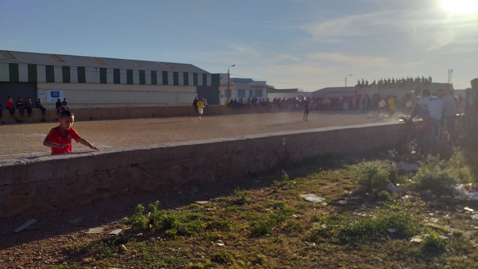 شباب حي دوار موسى بسيدي بوزكري مكناس يطالبون بإصلاح ملعب للقرب وإحداث أخرى جديدة