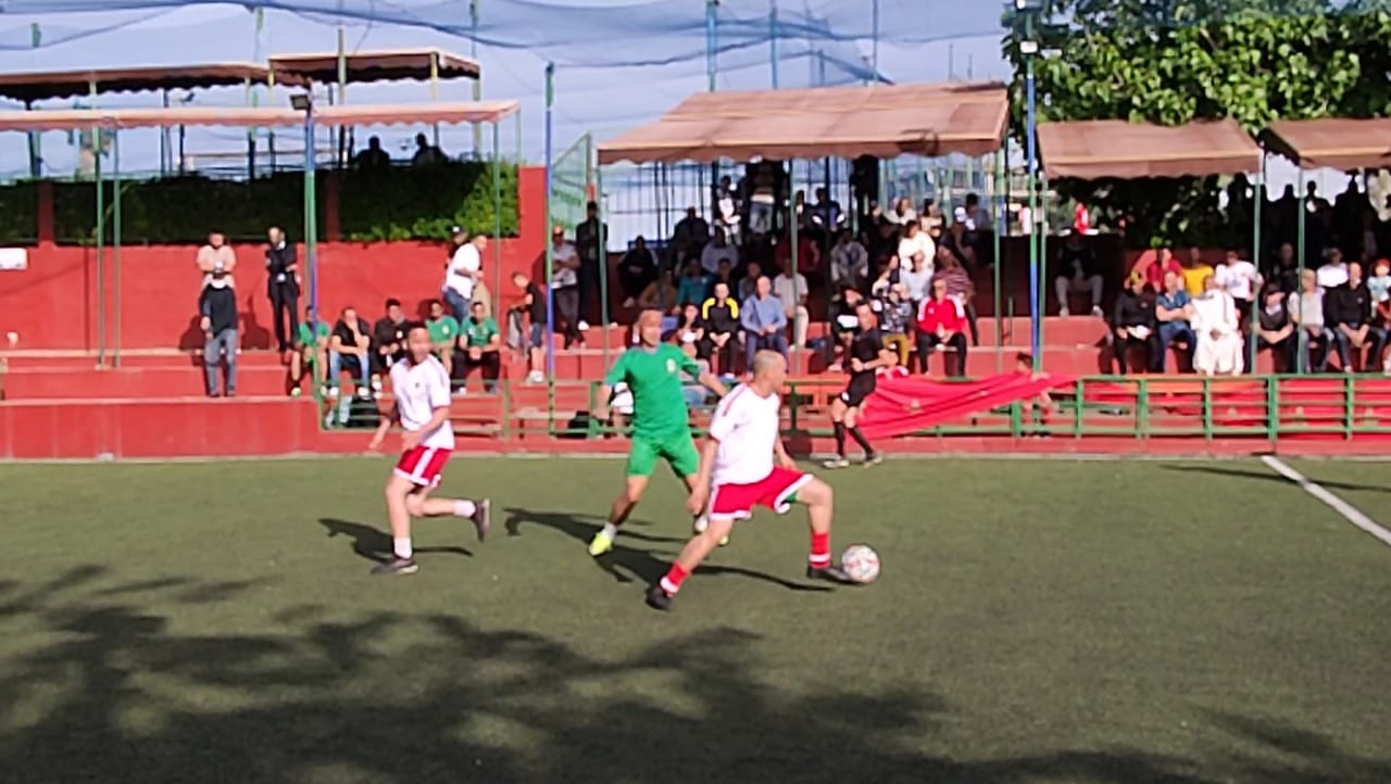 إسدال الستار عن النسخة الأولى من الدوري الرمضاني للمرحومين قاسم بنونة وصلاح الدين الغماري إسدال الستار عن النسخة الأولى من الدوري الرمضاني للمرحومين قاسم بنونة وصلاح الدين الغماري