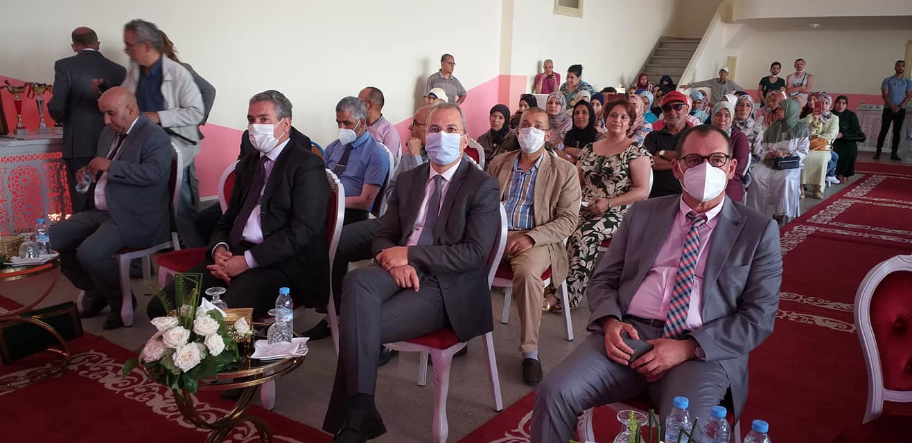 المديرية الاقليمية للتعليم بمكناس تنظم حفلا فنيا ورياضيا بتعاون مع الفرع الإقليمي للجامعة ...؛ احتفاء بالذكرى الفضية لتأسيس الجامعة الملكية المغربية للرياضة المدرسية *** مرور 65 سنة ***. المديرية الاقليمية للتعليم بمكناس تنظم حفلا فنيا ورياضيا بتعاون مع الفرع الإقليمي للجامعة ...؛ احتفاء بالذكرى الفضية لتأسيس الجامعة الملكية المغربية للرياضة المدرسية *** مرور 65 سنة ***.