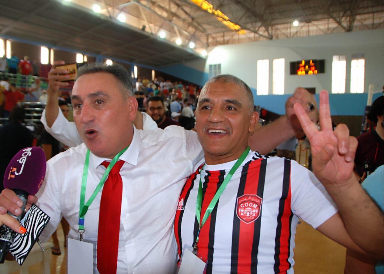 النادي المكناسي يتوج بطلا للكرة الطائرة برسم موسم 2020-2021 النادي المكناسي يتوج بطلا للكرة الطائرة برسم موسم 2020-2021