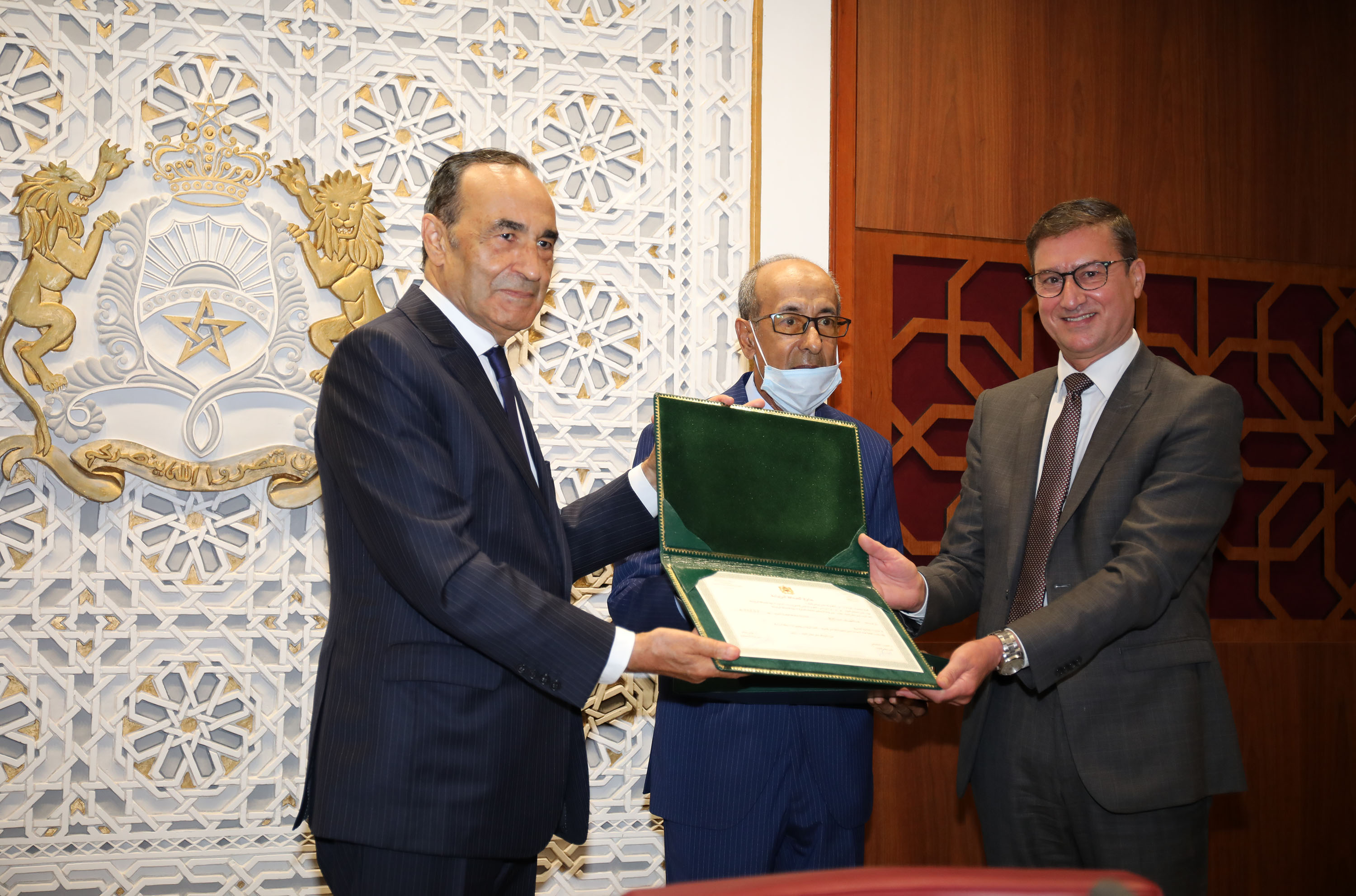 مجلس النواب يعلن عن لائحة المتوجين بالجائزة الوطنية للدراسات والأبحاث حول العمل البرلماني وجائزة الصحافة البرلمانية برسم سنة 2021