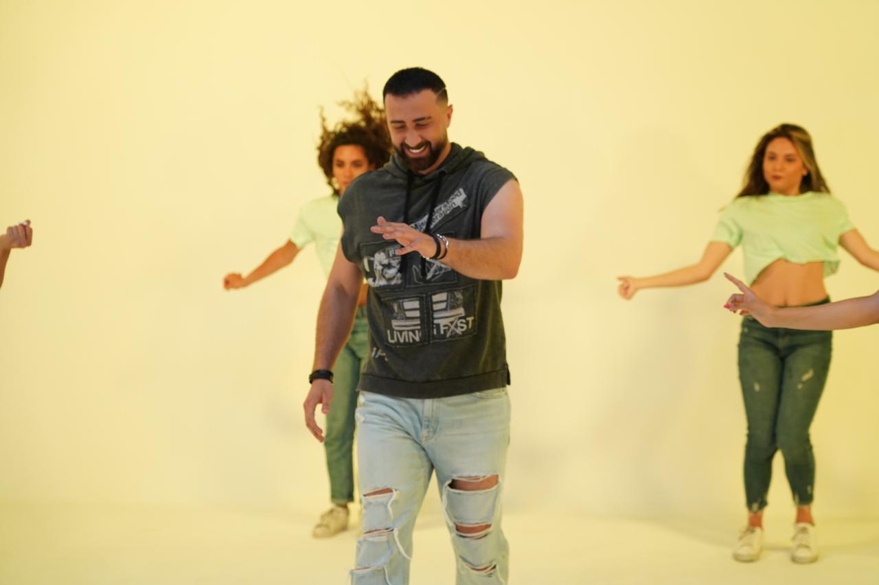 عبد الكريم حمدان يطلق أغنيته الجديدة 