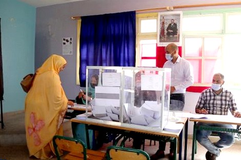 المشاركة المكثفة لساكنة الأقاليم الجنوبية في الانتخابات رسالة لمن يشكك في مغربية الصحراء