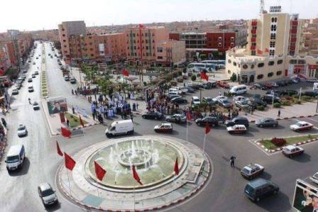 الصحراء المغربية.. من منطقة قاحلة إلى جنة خضراء وحواضر ذات بنى تحتية 