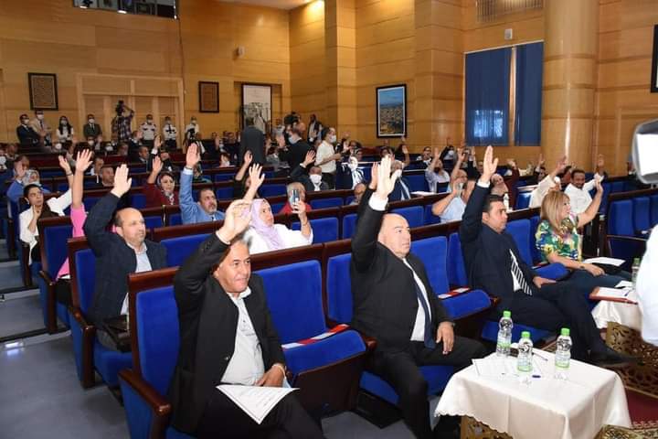 بعد انتخابه رئيسا.. “الأنصاري” يكشف أولوياته لتنمية جهة فاس-مكناس بعد انتخابه رئيسا.. “الأنصاري” يكشف أولوياته لتنمية جهة فاس-مكناس