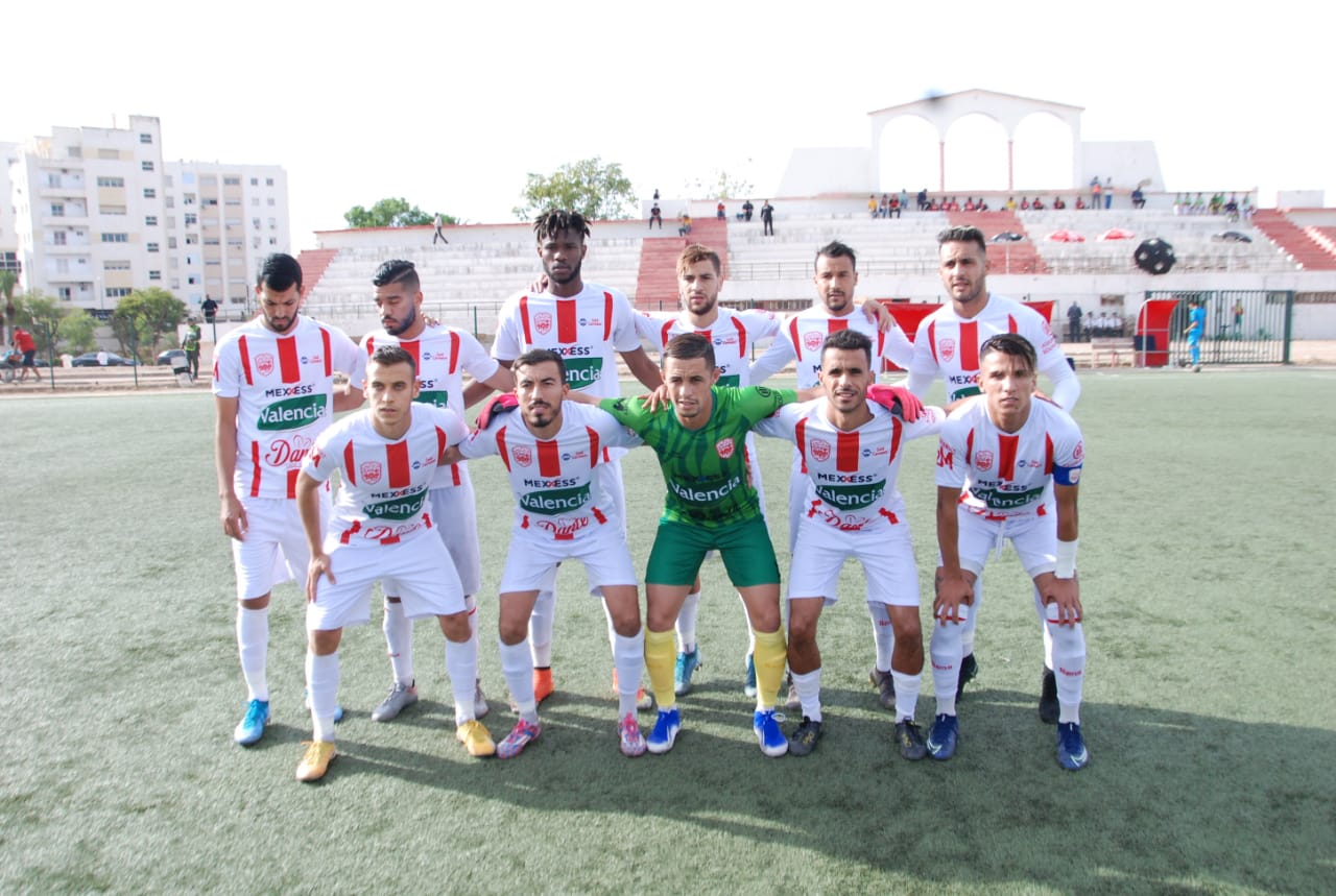 النادي المكناسي يواصل الريادة ويحقق الفوز على وداد تمارة 