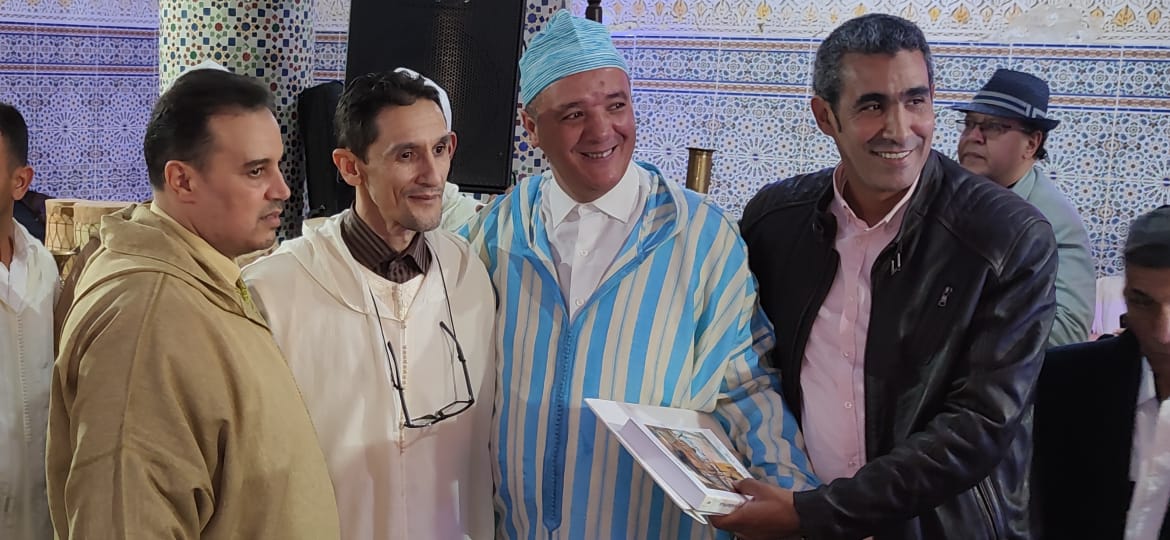 مكناس..جمعية روح التراث الصوفي للمديح والسماع برئاسة رئيسها الحاج معاد شبيهي تحتفي بالدورة الرابعة للمولوديات فيسبوك تويتر لينكدإن سكايب مشاركة عبر البريد طباعة مكناس..جمعية روح التراث الصوفي للمديح والسماع برئاسة رئيسها الحاج معاد شبيهي تحتفي بالدورة الرابعة للمولوديات فيسبوك تويتر لينكدإن سكايب مشاركة عبر البريد طباعة