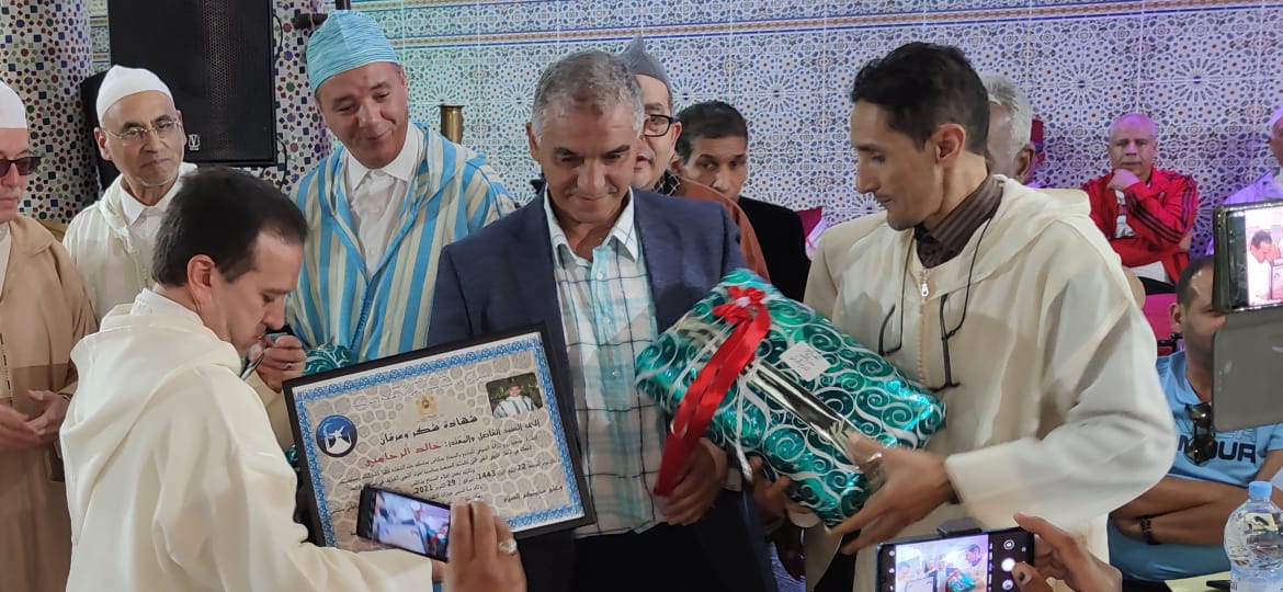 مكناس..جمعية روح التراث الصوفي للمديح والسماع برئاسة رئيسها الحاج معاد شبيهي تحتفي بالدورة الرابعة للمولوديات فيسبوك تويتر لينكدإن سكايب مشاركة عبر البريد طباعة مكناس..جمعية روح التراث الصوفي للمديح والسماع برئاسة رئيسها الحاج معاد شبيهي تحتفي بالدورة الرابعة للمولوديات فيسبوك تويتر لينكدإن سكايب مشاركة عبر البريد طباعة