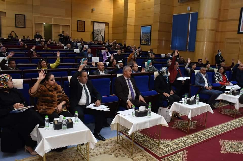 مجلس جهة فاس مكناس يعقد دورة استثنائية برئاسة رئيسها الاستاد عبد الواحد الأنصاري مجلس جهة فاس مكناس يعقد دورة استثنائية برئاسة رئيسها الاستاد عبد الواحد الأنصاري