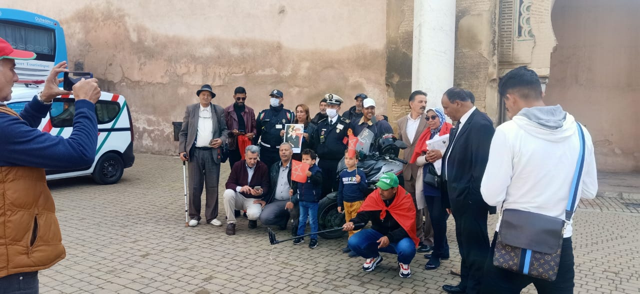 جمعية أصدقاء نساء ورجال الأمن الوطني المغربي بمكناس ، وجمعية الكرامة والتضامن لمهني سيارة الأجرة بمكناس :ينظمان حفلا وطنيا تخليدا للذكرى 46 للمسيرة الخضراء المظفرة، و 66 لعيد الاستقلال المجيد.