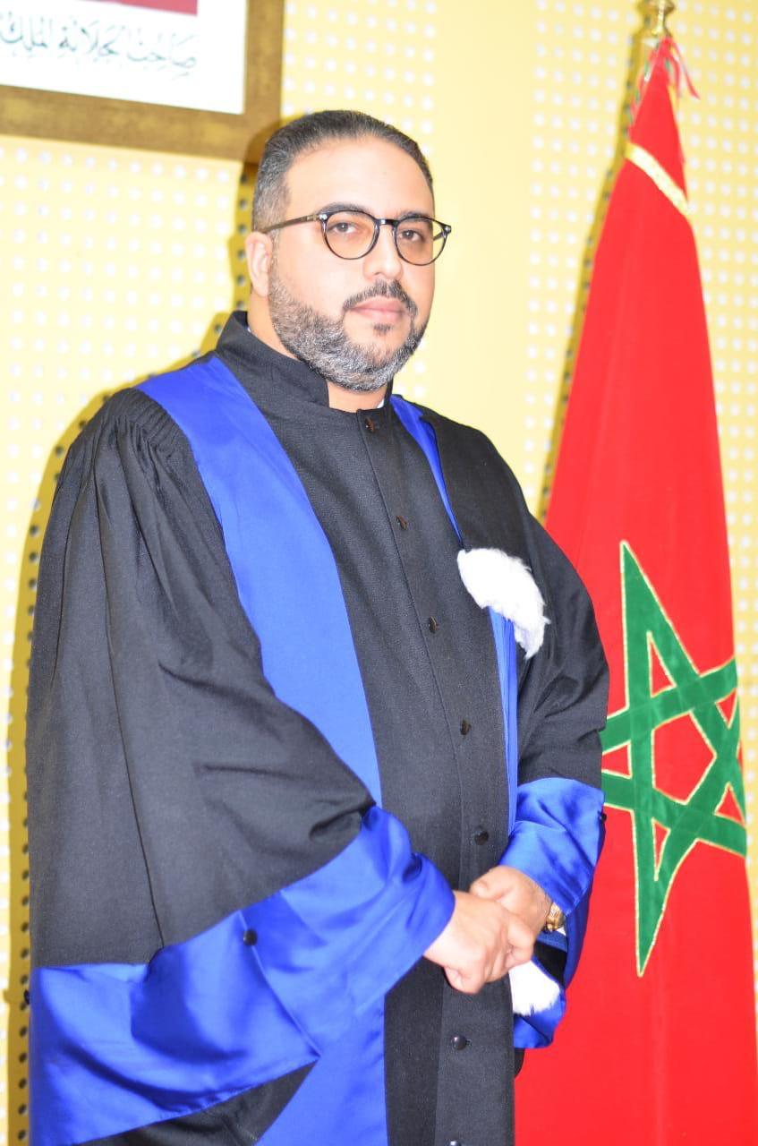 الطالب الباحث ذ محمد عبده البراق قاضي التحقيق بالمحكمة الابتدائية بمكناس يناقش أطروحة لنيل شهادة الدكتوراه