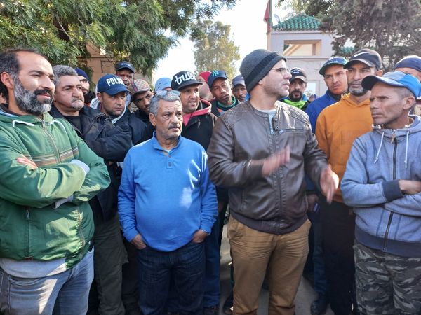 شركة موكومار الاسماعيلية لم تلتزم بوفائها وترفض التوقيع على محضر الاتفاق والعمال في اضراب ابتداء من عشية اليوم