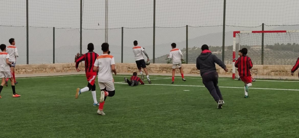 مكناس ): جمعية الأيادي المتضامنة لذوي الاحتياجات الخاصة /فرع مكناس تنظم النسخة الثالثة من دوري كرة القدم بشراكة مع :الجمعيات المدنية وتكرم فعاليات اعلامية ورياضية وجمعوية تحت شعار: كرة القدم القاطرة الرياضية رمز الوحدة الوطنية. مكناس ): جمعية الأيادي المتضامنة لذوي الاحتياجات الخاصة /فرع مكناس تنظم النسخة الثالثة من دوري كرة القدم بشراكة مع :الجمعيات المدنية وتكرم فعاليات اعلامية ورياضية وجمعوية تحت شعار: كرة القدم القاطرة الرياضية رمز الوحدة الوطنية.