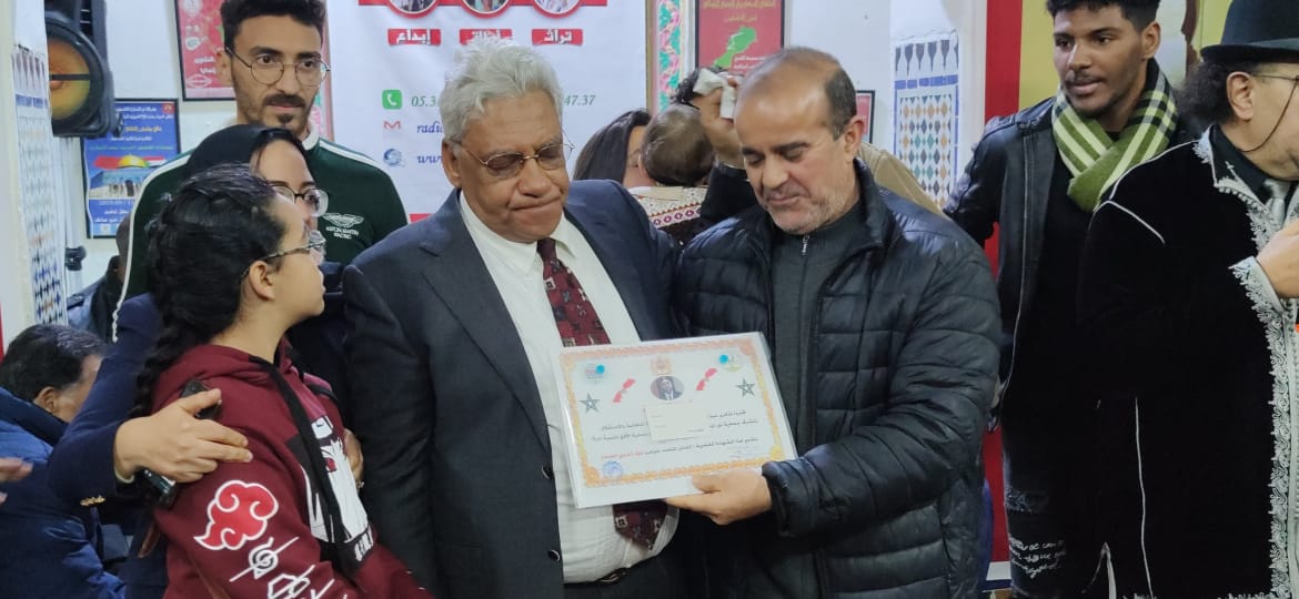 الحاضرة الإسماعيلية تكرم خيرة نسائها ورجالاتها الحاضرة الإسماعيلية تكرم خيرة نسائها ورجالاتها