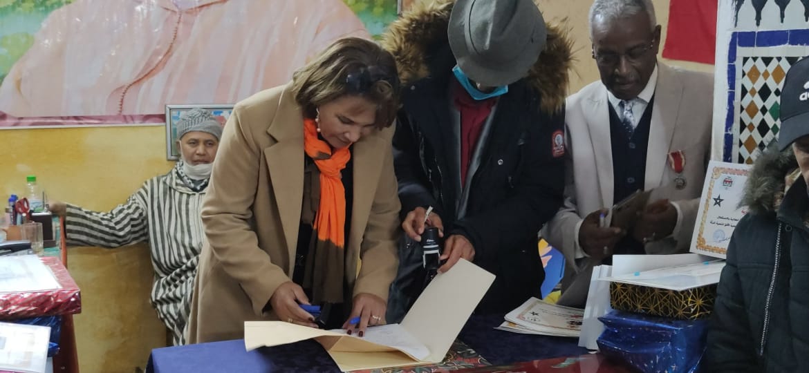 الحاضرة الإسماعيلية تكرم خيرة نسائها ورجالاتها الحاضرة الإسماعيلية تكرم خيرة نسائها ورجالاتها