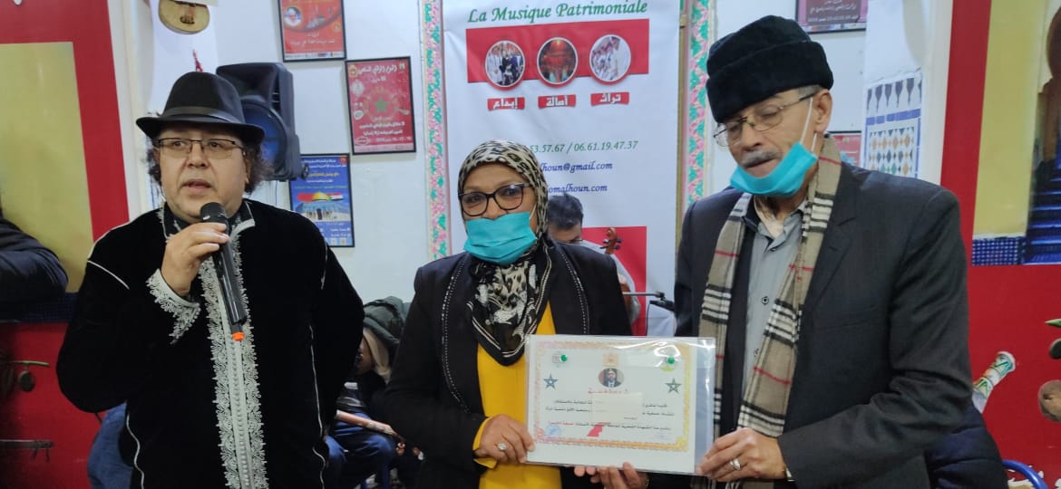 الحاضرة الإسماعيلية تكرم خيرة نسائها ورجالاتها الحاضرة الإسماعيلية تكرم خيرة نسائها ورجالاتها