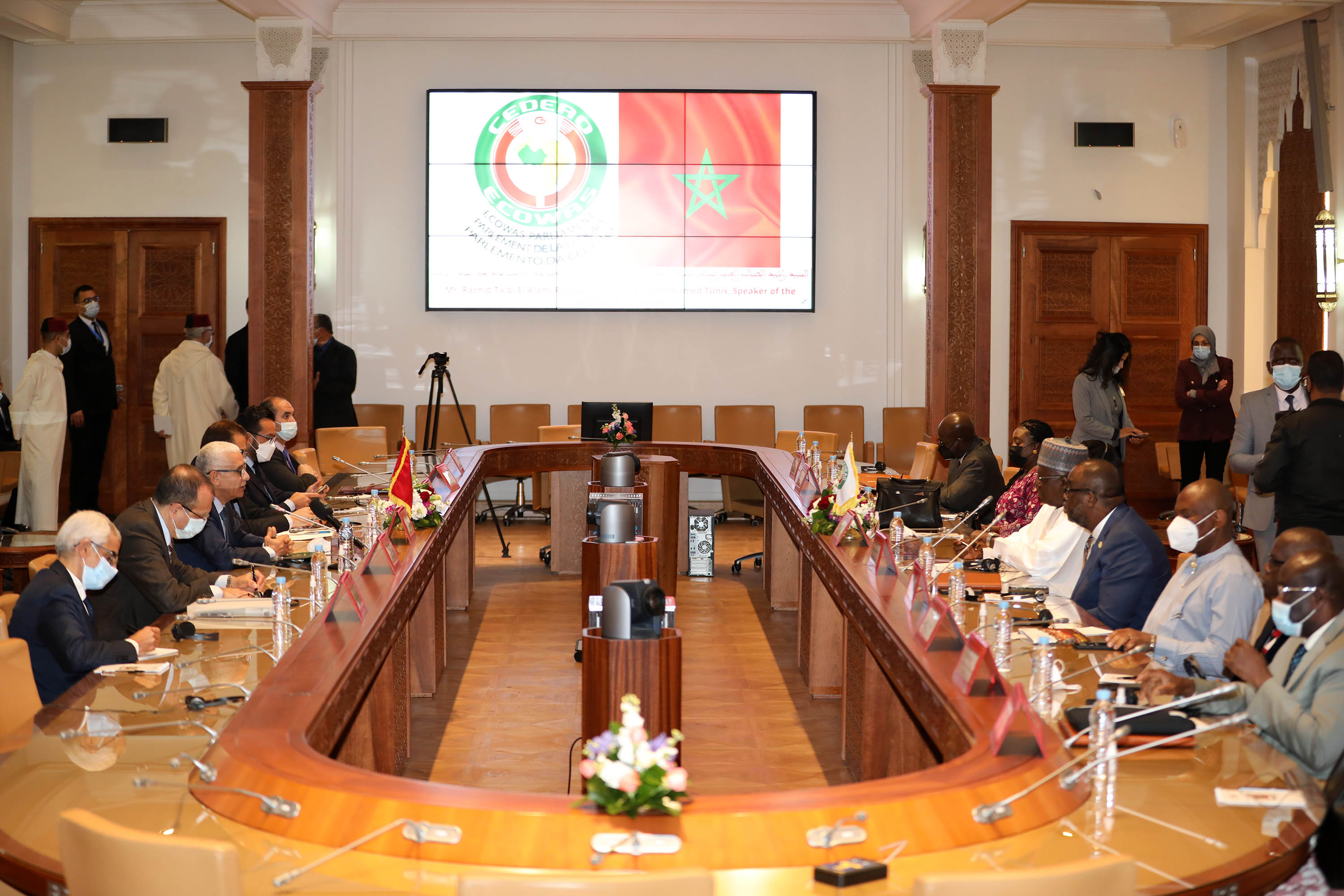 رئيس مجلس النواب ورئيس برلمان المجموعة الاقتصادية لدول غرب إفريقيا يتفقان على إعطاء دفعة جديدة للتعاون البرلماني رئيس مجلس النواب ورئيس برلمان المجموعة الاقتصادية لدول غرب إفريقيا يتفقان على إعطاء دفعة جديدة للتعاون البرلماني