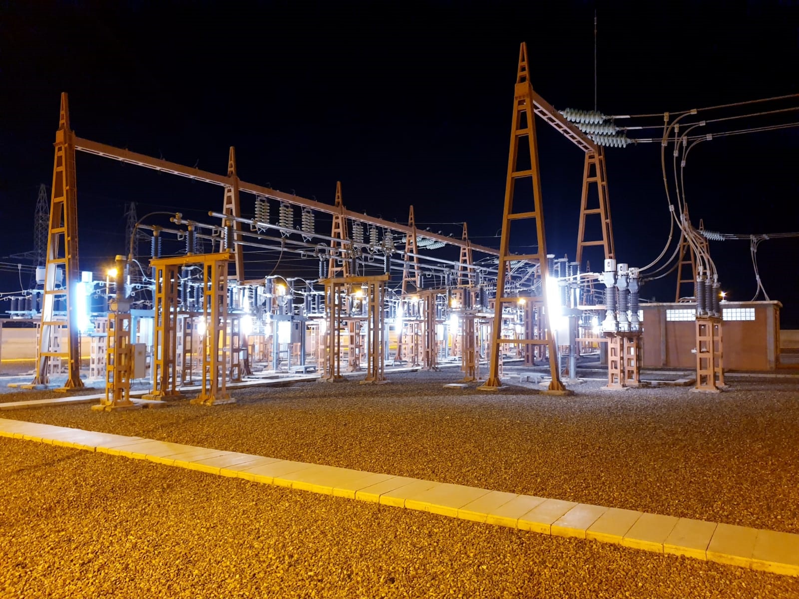 العقوبات الاقتصادية لن تنجح في تغيير الموقف الروسي 