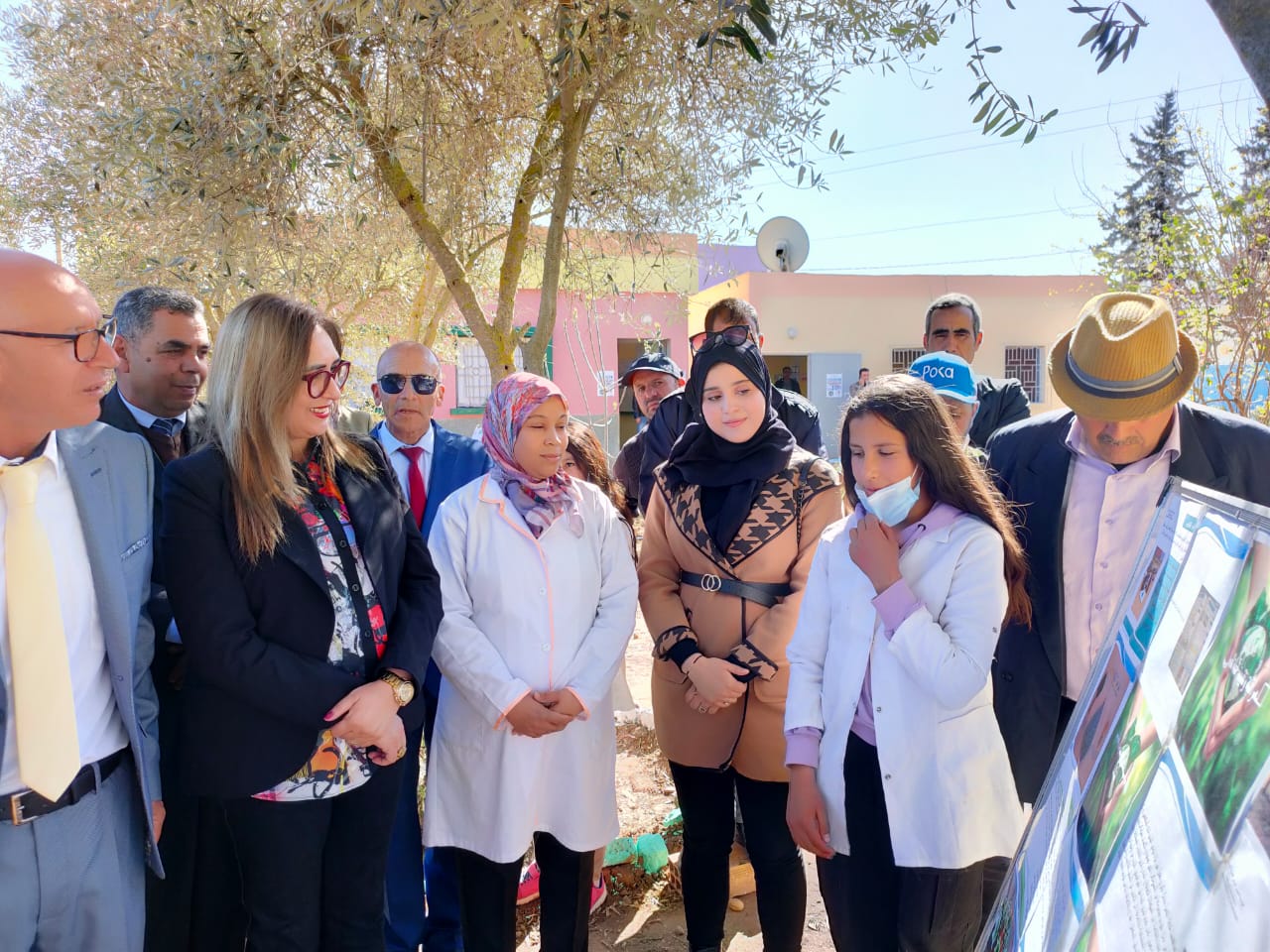 اللواء الأخضر يرفرف في سماء مجموعة مدارس حاجة بالمديرية الإقليمية بمكناس. اللواء الأخضر يرفرف في سماء مجموعة مدارس حاجة بالمديرية الإقليمية بمكناس.