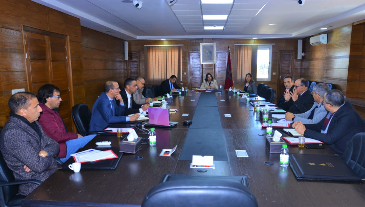 مجلس جهة فاس مكناس: اجتماع لجنة التتبع والتقييم لبرنامج التعاون مع المؤسسات الجامعية