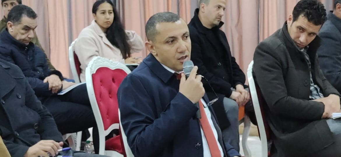 400 مليون سنتيم هي الميزانية اليومية لساكنة سجون المغرب وفتح حوار وطني لاعتماد مقاربة العقوبات البديلة، ضرورة ملحة مع إعادة النظر في الأوضاع المادية والاجتماعية لموظفي قطاع السجون . مكناس: عبد الصمد تاج الدين 400 مليون سنتيم هي الميزانية اليومية لساكنة سجون المغرب وفتح حوار وطني لاعتماد مقاربة العقوبات البديلة، ضرورة ملحة مع إعادة النظر في الأوضاع المادية والاجتماعية لموظفي قطاع السجون . مكناس: عبد الصمد تاج الدين