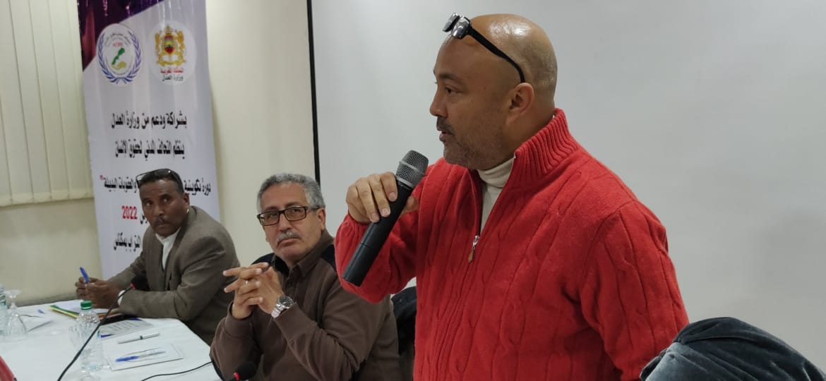 400 مليون سنتيم هي الميزانية اليومية لساكنة سجون المغرب وفتح حوار وطني لاعتماد مقاربة العقوبات البديلة، ضرورة ملحة مع إعادة النظر في الأوضاع المادية والاجتماعية لموظفي قطاع السجون . مكناس: عبد الصمد تاج الدين 400 مليون سنتيم هي الميزانية اليومية لساكنة سجون المغرب وفتح حوار وطني لاعتماد مقاربة العقوبات البديلة، ضرورة ملحة مع إعادة النظر في الأوضاع المادية والاجتماعية لموظفي قطاع السجون . مكناس: عبد الصمد تاج الدين