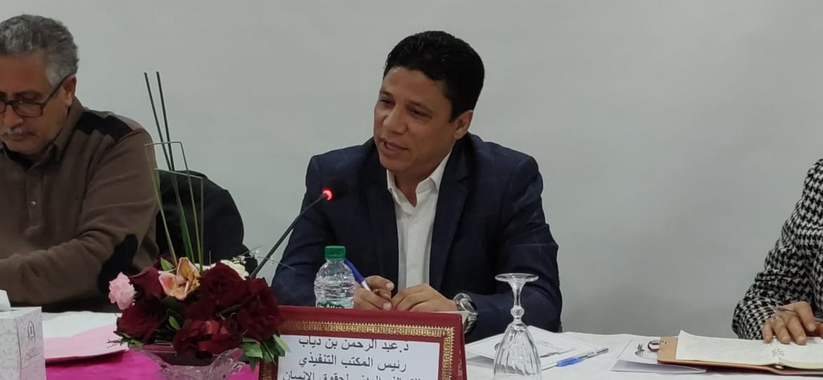 400 مليون سنتيم هي الميزانية اليومية لساكنة سجون المغرب وفتح حوار وطني لاعتماد مقاربة العقوبات البديلة، ضرورة ملحة مع إعادة النظر في الأوضاع المادية والاجتماعية لموظفي قطاع السجون . مكناس: عبد الصمد تاج الدين 400 مليون سنتيم هي الميزانية اليومية لساكنة سجون المغرب وفتح حوار وطني لاعتماد مقاربة العقوبات البديلة، ضرورة ملحة مع إعادة النظر في الأوضاع المادية والاجتماعية لموظفي قطاع السجون . مكناس: عبد الصمد تاج الدين