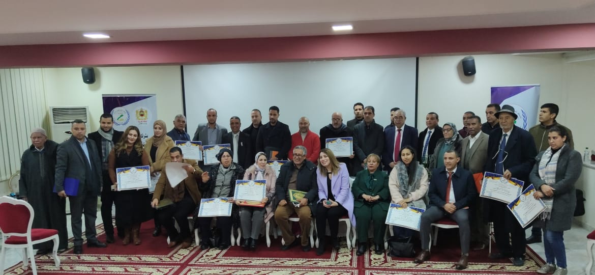 400 مليون سنتيم هي الميزانية اليومية لساكنة سجون المغرب وفتح حوار وطني لاعتماد مقاربة العقوبات البديلة، ضرورة ملحة مع إعادة النظر في الأوضاع المادية والاجتماعية لموظفي قطاع السجون . مكناس: عبد الصمد تاج الدين 400 مليون سنتيم هي الميزانية اليومية لساكنة سجون المغرب وفتح حوار وطني لاعتماد مقاربة العقوبات البديلة، ضرورة ملحة مع إعادة النظر في الأوضاع المادية والاجتماعية لموظفي قطاع السجون . مكناس: عبد الصمد تاج الدين