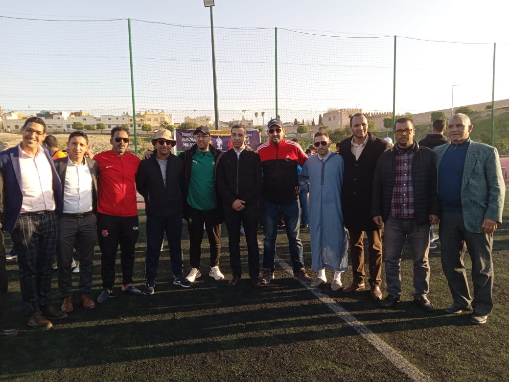 تتويج فريق إتصالات المغرب بلقب دوري الصداقة الرمضاني لكرةالقدم المصغرة في نسخته الخامسة تتويج فريق إتصالات المغرب بلقب دوري الصداقة الرمضاني لكرةالقدم المصغرة في نسخته الخامسة