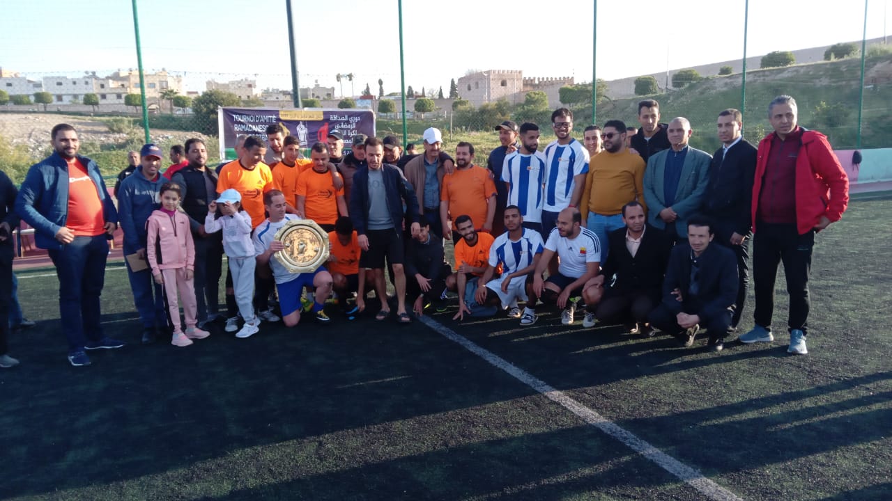 تتويج فريق إتصالات المغرب بلقب دوري الصداقة الرمضاني لكرةالقدم المصغرة في نسخته الخامسة
