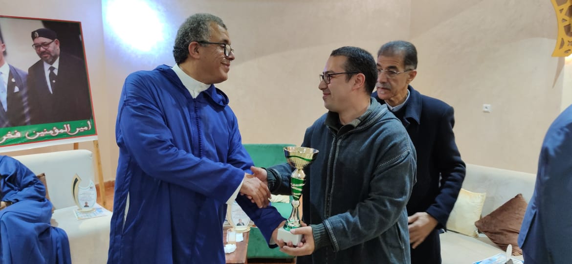 مكناس…تنظيم الحفل الختامي للدوري الرمضاني لكرة القدم لموظفي المديرية الإقليمية للضرائب