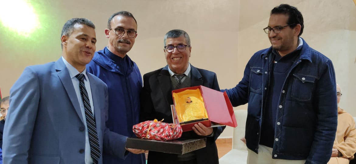 مكناس…تنظيم الحفل الختامي للدوري الرمضاني لكرة القدم لموظفي المديرية الإقليمية للضرائب