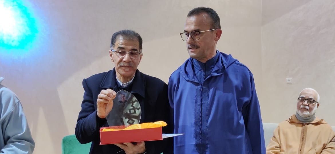 مكناس…تنظيم الحفل الختامي للدوري الرمضاني لكرة القدم لموظفي المديرية الإقليمية للضرائب