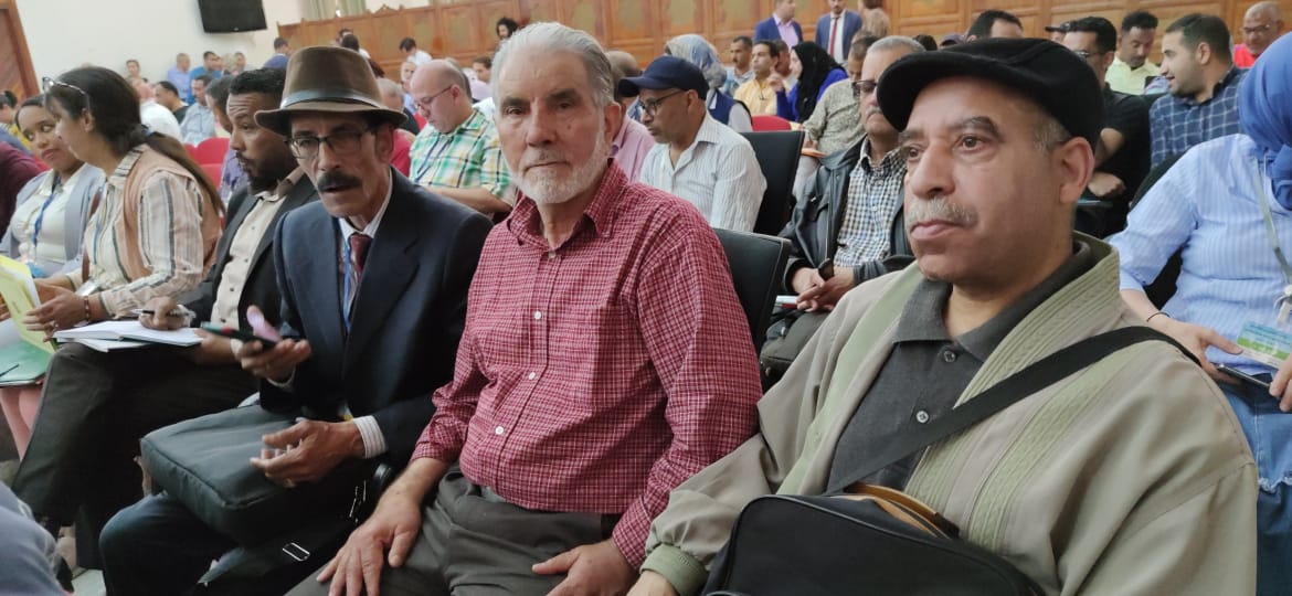 برنامج عمل مجلس عمالة مكناس يجمع فعاليات من المجتمع المدني لترتيب الأولويات وحاجيات المدينة برنامج عمل مجلس عمالة مكناس يجمع فعاليات من المجتمع المدني لترتيب الأولويات وحاجيات المدينة