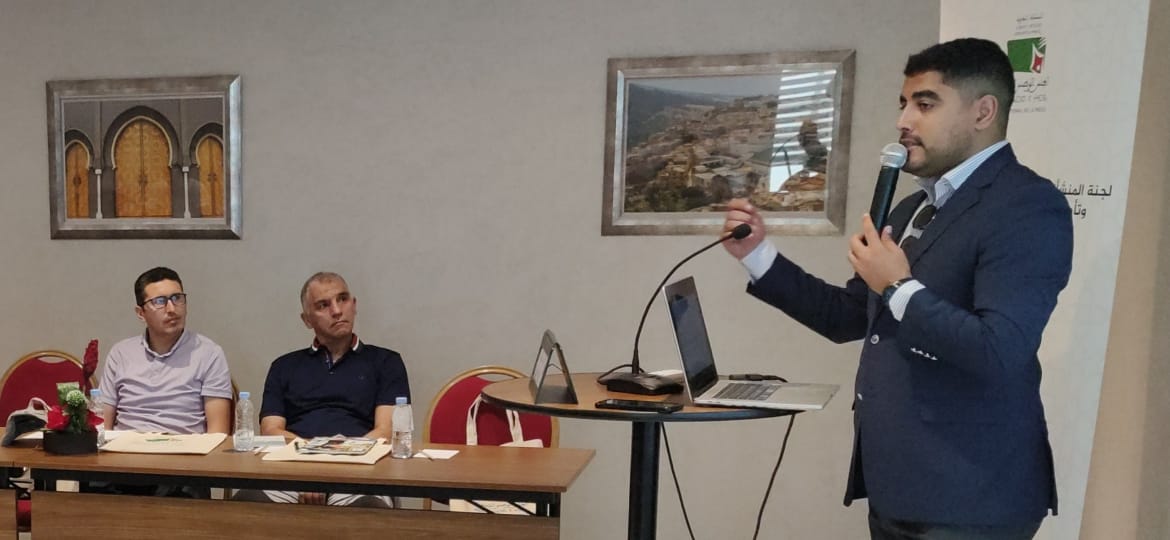 .  ”.   لجنة المنشأة الصحافية وتأهيل القطاع بشراكة مع لجنة التكوين والدراسات والتعاون بالمجلس الوطني للصحافة ينظمان  دورة تكوينية حول طرق تدبير المقاولة الصحافية بجهة فاس مكناس